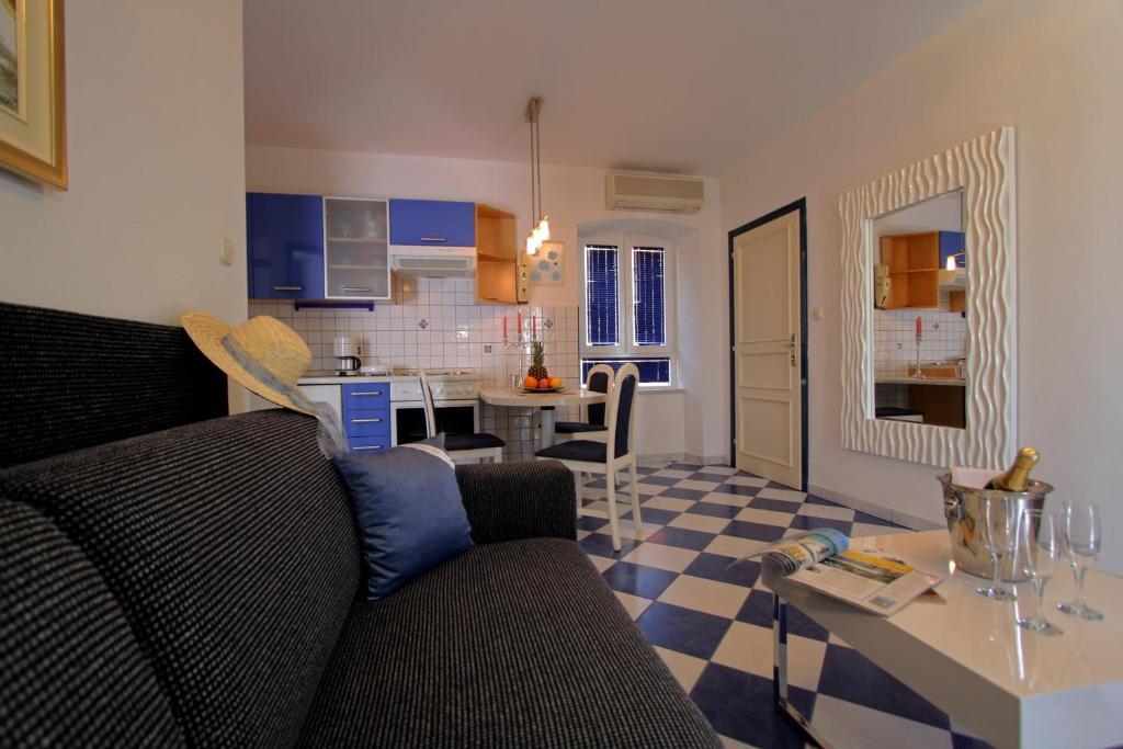 Apartments Belvedere Bol Zimmer foto