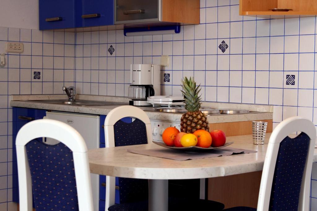 Apartments Belvedere Bol Zimmer foto